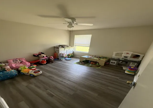 Photo 3 of Single family home for sale at 4017 Devonaire Dr, Aledo, TX 76008 | MLS# 21310046 | Listing updated on 2026-09-21
