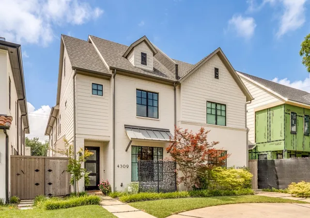 Photo 2 of Single family home for sale at 4309 Glenwick Ln, Dallas, TX 75205 | MLS# 21310095 | Listing updated on 2026-09-15