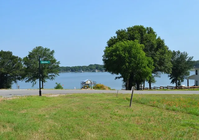 Photo 4 of Land for sale at 551 Shoreline Dr, Tool, TX 75143 | MLS# 21315575 | Listing updated on 2026-08-31