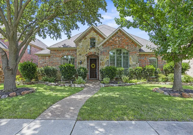 Photo 1 of Sale Pending at 5749 Noble Oak Ln, Frisco, TX 75033 | MLS# 21315593 | Listing updated on 2026-09-09