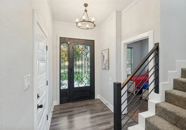 Photo 3 of Single family home for sale at 7909 Ivory Ln, Dallas, TX 75216 | MLS# 21315841 | Listing updated on 2026-09-13