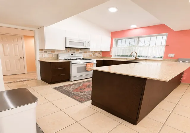 Photo 4 of Single family home for sale at 236 Three Rivers Dr, El Paso, TX 79912 | MLS# 21315178 | Listing updated on 2026-09-08