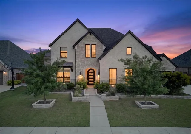 Photo 2 of Sale Pending at 1921 Wynne Ave, Prosper, TX 75078 | MLS# 21310966 | Listing updated on 2026-09-14