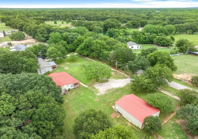 Manufactured home for sale at 9556 County Road 2400, Quinlan, TX 75474 | MLS# 21315744
