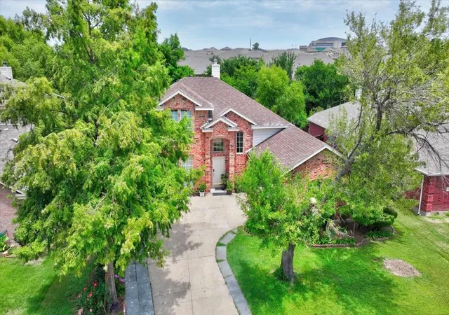 Photo 3 of Single family home for sale at 3402 Sewell Dr, Sachse, TX 75048 | MLS# 21316287 | Listing updated on 2026-09-11