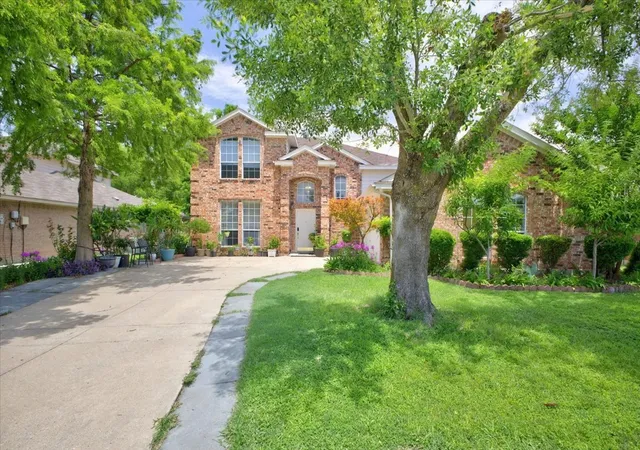 Photo 3 of Single family home for sale at 3402 Sewell Dr, Sachse, TX 75048 | MLS# 21316287 | Listing updated on 2026-09-11