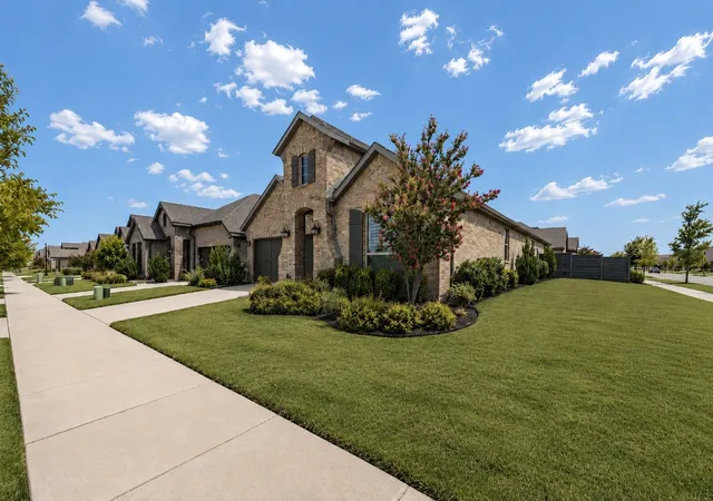 Photo 4 of Single family home for sale at 1200 Long Meadow Dr, Little Elm, TX 76227 | MLS# 21298534 | Listing updated on 2026-09-17