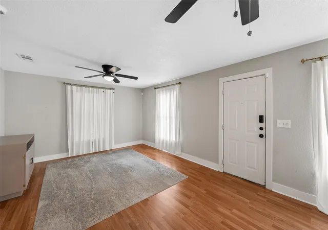 Photo 3 of Sale Pending at 714 Hines Ave, Waco, TX 76706 | MLS# 21311097 | Listing updated on 2026-09-10