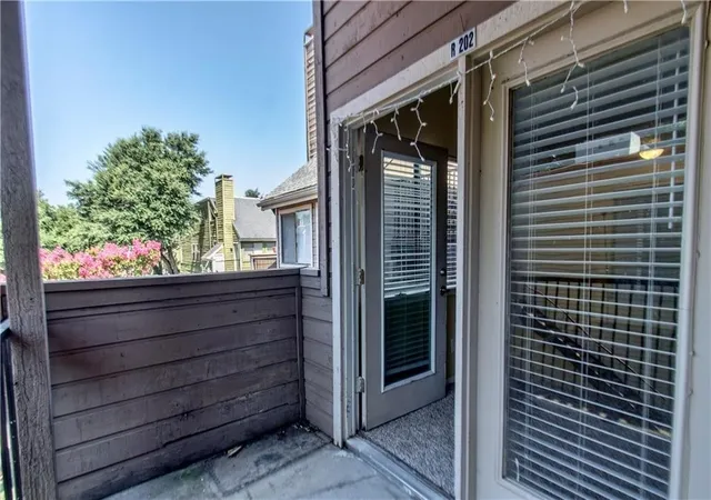Photo 3 of Condo for sale at 9835 Walnut St #202, Dallas, TX 75243 | MLS# 21315147 | Listing updated on 2026-09-11