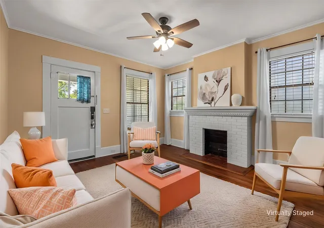 Photo 3 of Sale Pending at 724 College St, Shreveport, LA 71104 | MLS# 21307920 | Listing updated on 2026-09-12