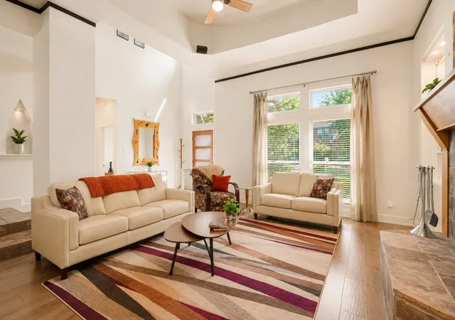 Photo 3 of Sale Pending at 4166 Fair Oaks Dr, Grapevine, TX 76051 | MLS# 21316839 | Listing updated on 2026-09-21