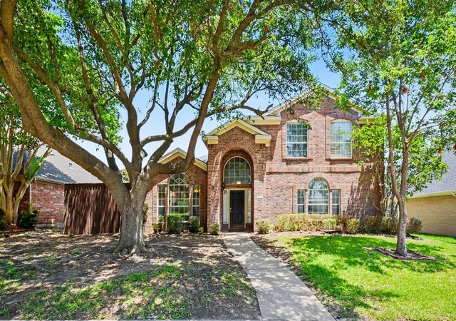 Photo 2 of Single family home for sale at 2221 Pittner Ln, Plano, TX 75025 | MLS# 21315645 | Listing updated on 2026-09-08