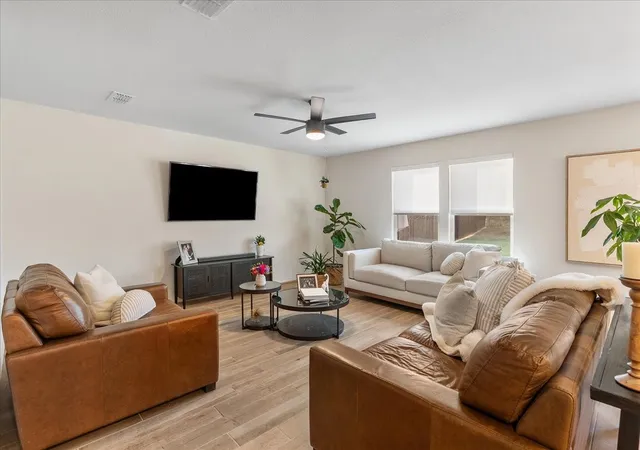 Photo 3 of Single family home for sale at 1237 Trace Dr, Aubrey, TX 76227 | MLS# 21314149 | Listing updated on 2026-09-12