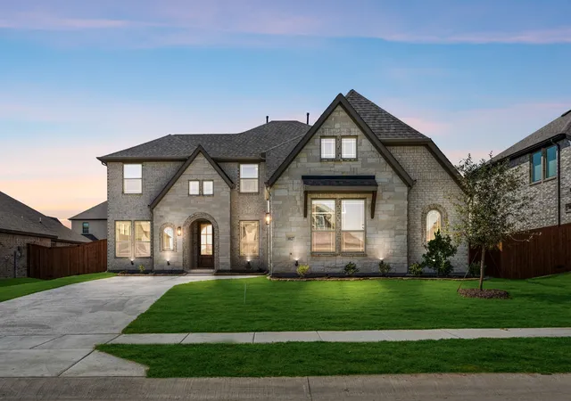 Photo 1 of Single family home for sale at 1027 Emerald Trace Dr, Justin, TX 76247 | MLS# 21317179 | Listing updated on 2026-09-08