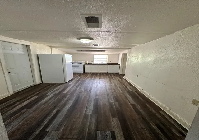 Photo 2 of Single family home for sale at 7314 County Road 964, Nevada, TX 75173 | MLS# 21317581 | Listing updated on 2026-07-30