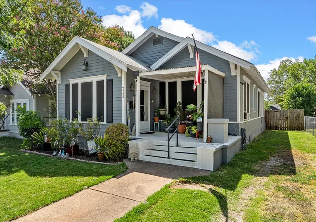 Photo 2 of Single family home for sale at 2722 Gorman Ave, Waco, TX 76707 | MLS# 21296628 | Listing updated on 2026-07-30