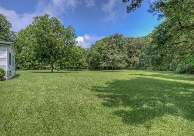 Photo 2 of Manufactured home for sale at 4686 Rich Akes Rd, Mooringsport, LA 71060 | MLS# 21317198 | Listing updated on 2026-08-02