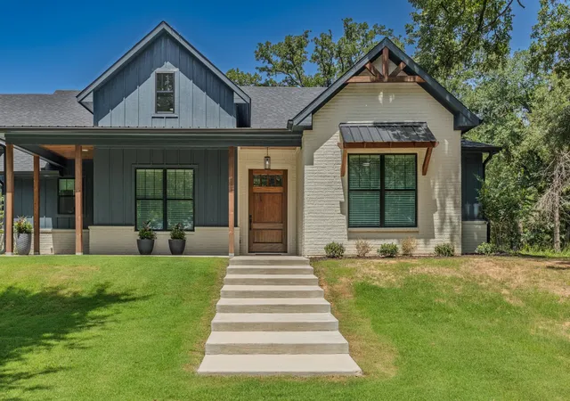 Photo 2 of Single family home for sale at 548 County Road 3503, Sulphur Springs, TX 75482 | MLS# 21316708 | Listing updated on 2026-09-09