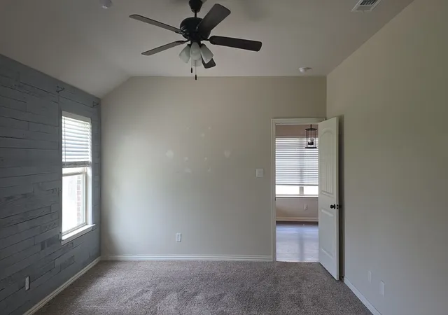 Photo 3 of Single family home for sale at 7505 Rothbury Dr, Fort Worth, TX 76179 | MLS# 21316641 | Listing updated on 2026-09-09