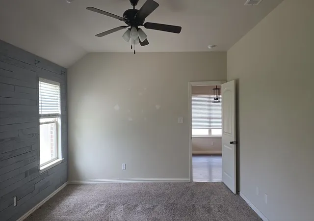 Photo 4 of Single family home for sale at 7505 Rothbury Dr, Fort Worth, TX 76179 | MLS# 21316641 | Listing updated on 2026-09-09