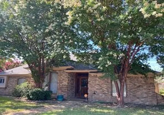 Photo 1 of Single family home for sale at 918 Spring Brook Dr, Allen, TX 75002 | MLS# 21317744 | Listing updated on 2026-09-11