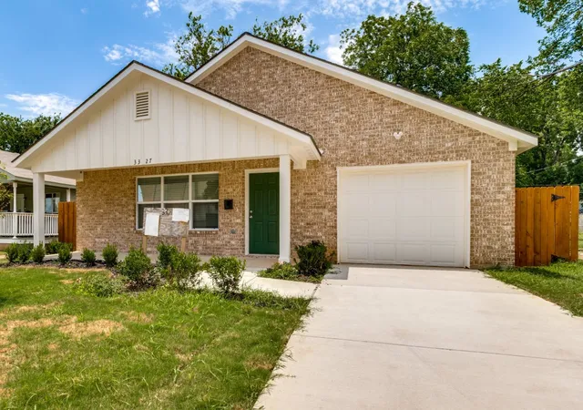 Photo 2 of Single family home for sale at 3327 Garden Ln, Dallas, TX 75215 | MLS# 21317887 | Listing updated on 2026-09-12