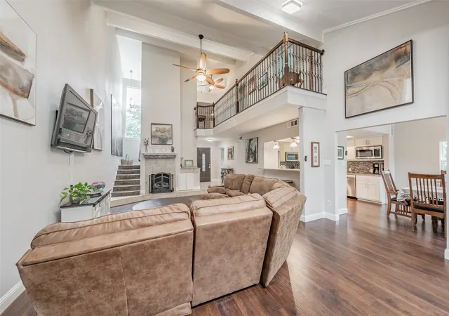 Photo 3 of Townhouse for sale at 2517 Country Pl, Carrollton, TX 75006 | MLS# 21317906 | Listing updated on 2026-09-14