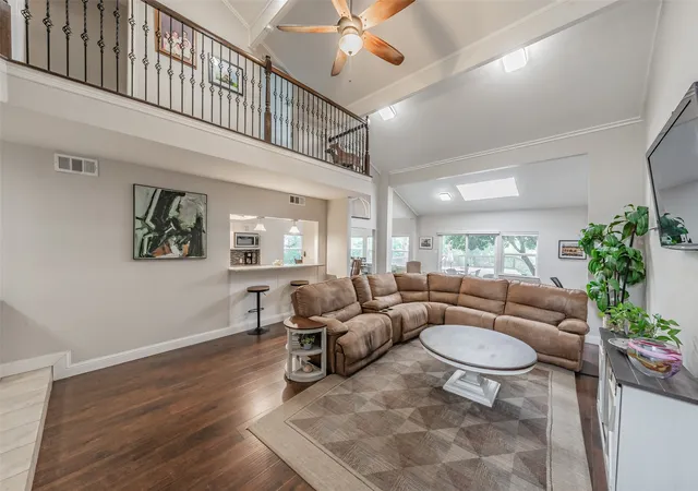 Photo 4 of Townhouse for sale at 2517 Country Pl, Carrollton, TX 75006 | MLS# 21317906 | Listing updated on 2026-09-14