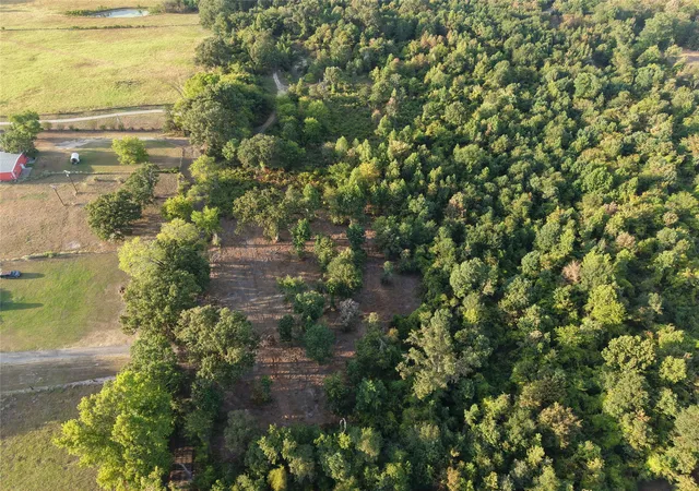 Photo 1 of Land for sale at Tbd Cr 3211, Pittsburg, TX 75686 | MLS# 21317907 | Listing updated on 2026-09-09