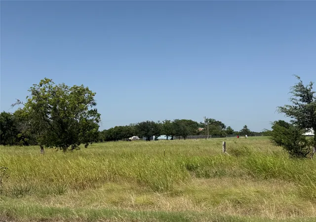 Photo 4 of Land for sale at 895 County Road 1006, Celeste, TX 75423 | MLS# 21317931 | Listing updated on 2026-09-10