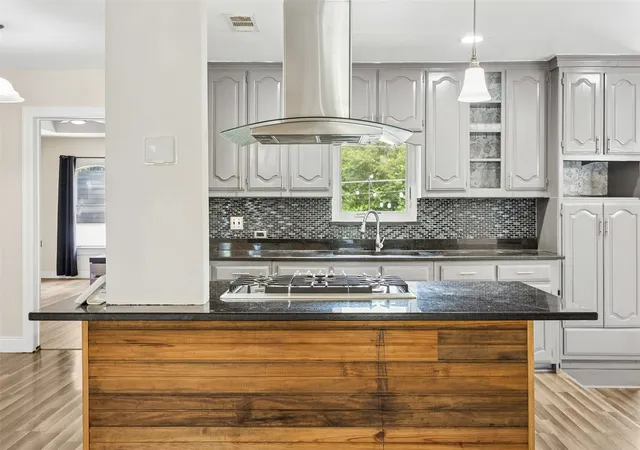 Photo 1 of Single family home for sale at 3411 Gibsondell Ave, Dallas, TX 75211 | MLS# 21312736 | Listing updated on 2026-09-12