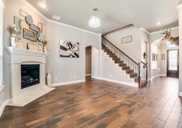 Photo 3 of Single family home for sale at 9615 Edgeway Cir, Rowlett, TX 75089 | MLS# 21318303 | Listing updated on 2026-08-02