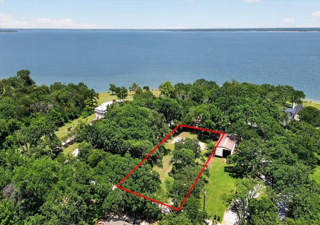 Photo 1 of Land for sale at 138 Daniel Ln, Pottsboro, TX 75076 | MLS# 21318375 | Listing updated on 2026-09-08