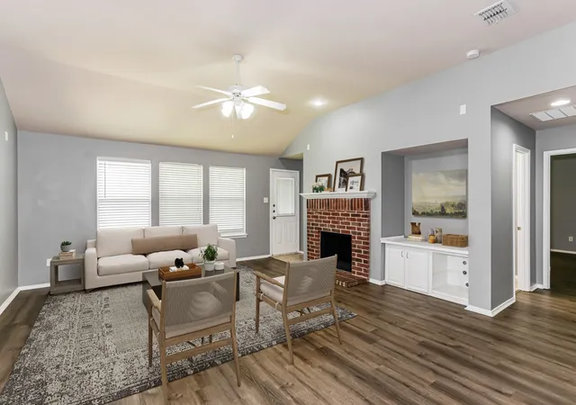 Photo 3 of Sale Pending at 9233 Monument Ct, Fort Worth, TX 76244 | MLS# 21310999 | Listing updated on 2026-09-14