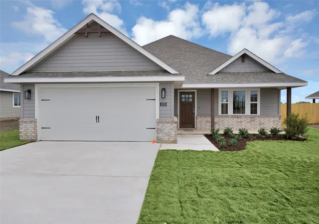 Photo 1 of Single family home for sale at 312 Colby Dr, Hillsboro, TX 76645 | MLS# 21318409 | Listing updated on 2026-07-28