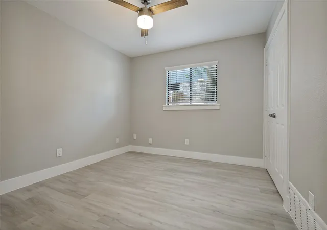 Photo 4 of Single family home for sale at 7334 Oakmore Dr, Dallas, TX 75249 | MLS# 21301922 | Listing updated on 2026-09-09