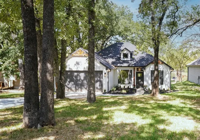 Photo 1 of Single family home for sale at 219 Ben Lacy Dr, Gun Barrel City, TX 75156 | MLS# 21318533 | Listing updated on 2026-09-10