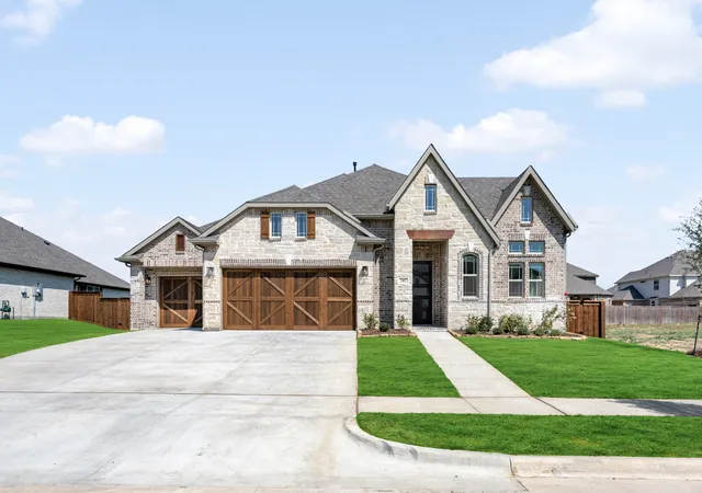 Photo 1 of Sale Pending at 2402 Avalon Dr, Venus, TX 76084 | MLS# 21318721 | Listing updated on 2026-09-15