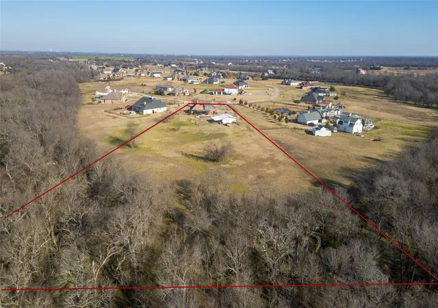 Photo 3 of Single family home for sale at 845 Horseshoe Bnd, Royse City, TX 75189 | MLS# 21318725 | Listing updated on 2026-09-09