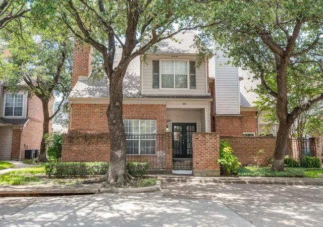 Photo 3 of Condo for sale at 4050 Frankford Rd #908, Dallas, TX 75287 | MLS# 21318812 | Listing updated on 2026-07-31