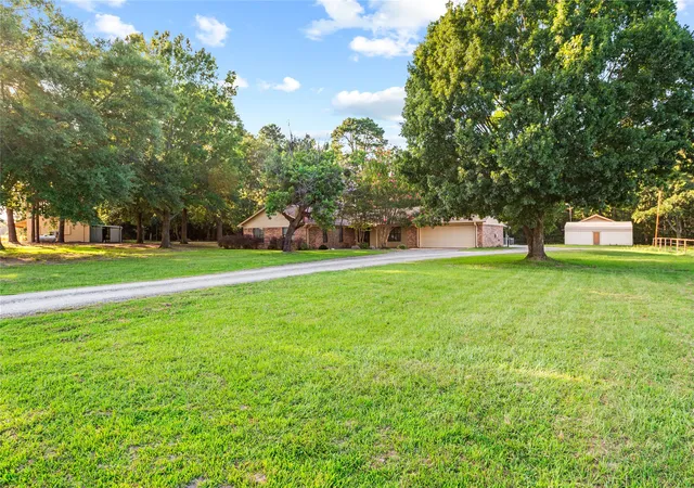 Photo 1 of Single family home for sale at 1104 W Hwy 154, Quitman, TX 75783 | MLS# 21318054 | Listing updated on 2026-09-19