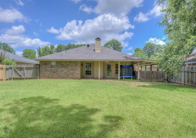 Photo 3 of Single family home for sale at 131 Ragan Ln, Haughton, LA 71037 | MLS# 21318916 | Listing updated on 2026-08-02