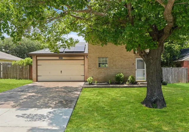 Photo 1 of Single family home for sale at 3607 Pinebrook Dr, Dallas, TX 75241 | MLS# 21316786 | Listing updated on 2026-09-14