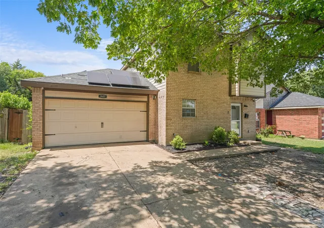 Photo 3 of Single family home for sale at 3607 Pinebrook Dr, Dallas, TX 75241 | MLS# 21316786 | Listing updated on 2026-09-14