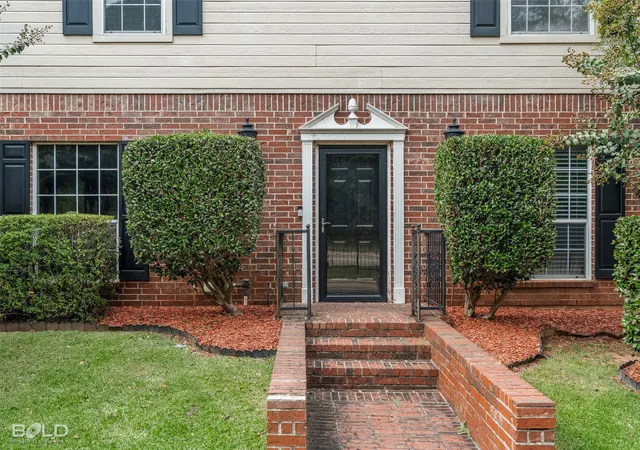 Photo 4 of Single family home for sale at 2050 Willowridge Blvd, Shreveport, LA 71119 | MLS# 21319239 | Listing updated on 2026-09-14
