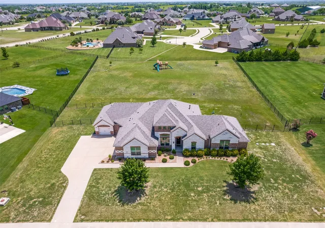 Photo 1 of Single family home for sale at 821 Abington Wy, Rockwall, TX 75032 | MLS# 21306306 | Listing updated on 2026-08-31