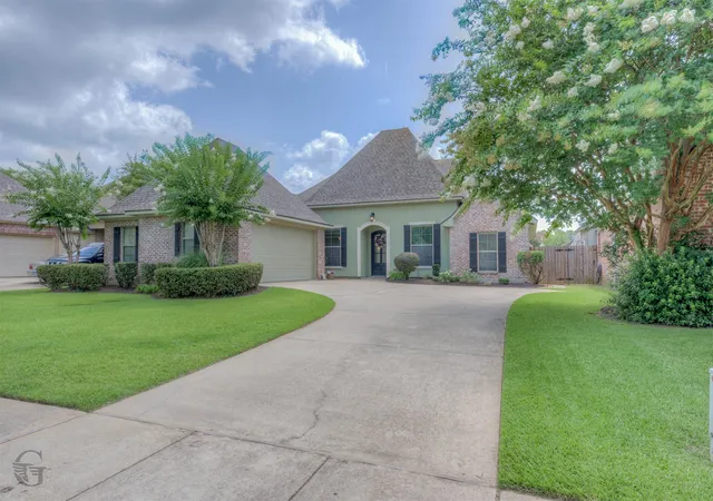 Photo 3 of Single family home for sale at 9981 Loveland Ct, Shreveport, LA 71106 | MLS# 21315662 | Listing updated on 2026-09-13