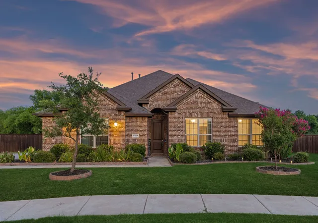 Photo 2 of Single family home for sale at 3315 Pecos Ln, Rockwall, TX 75032 | MLS# 21311984 | Listing updated on 2026-09-13