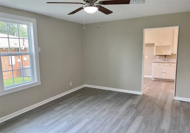 Photo 3 of Sale Pending at 3658 Bellaire Ave, Shreveport, LA 71109 | MLS# 21318892 | Listing updated on 2026-09-14