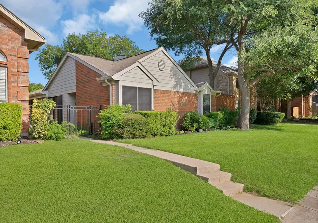 Photo 1 of Single family home for sale at 4213 Phoenix Dr, Carrollton, TX 75010 | MLS# 21314091 | Listing updated on 2026-09-08